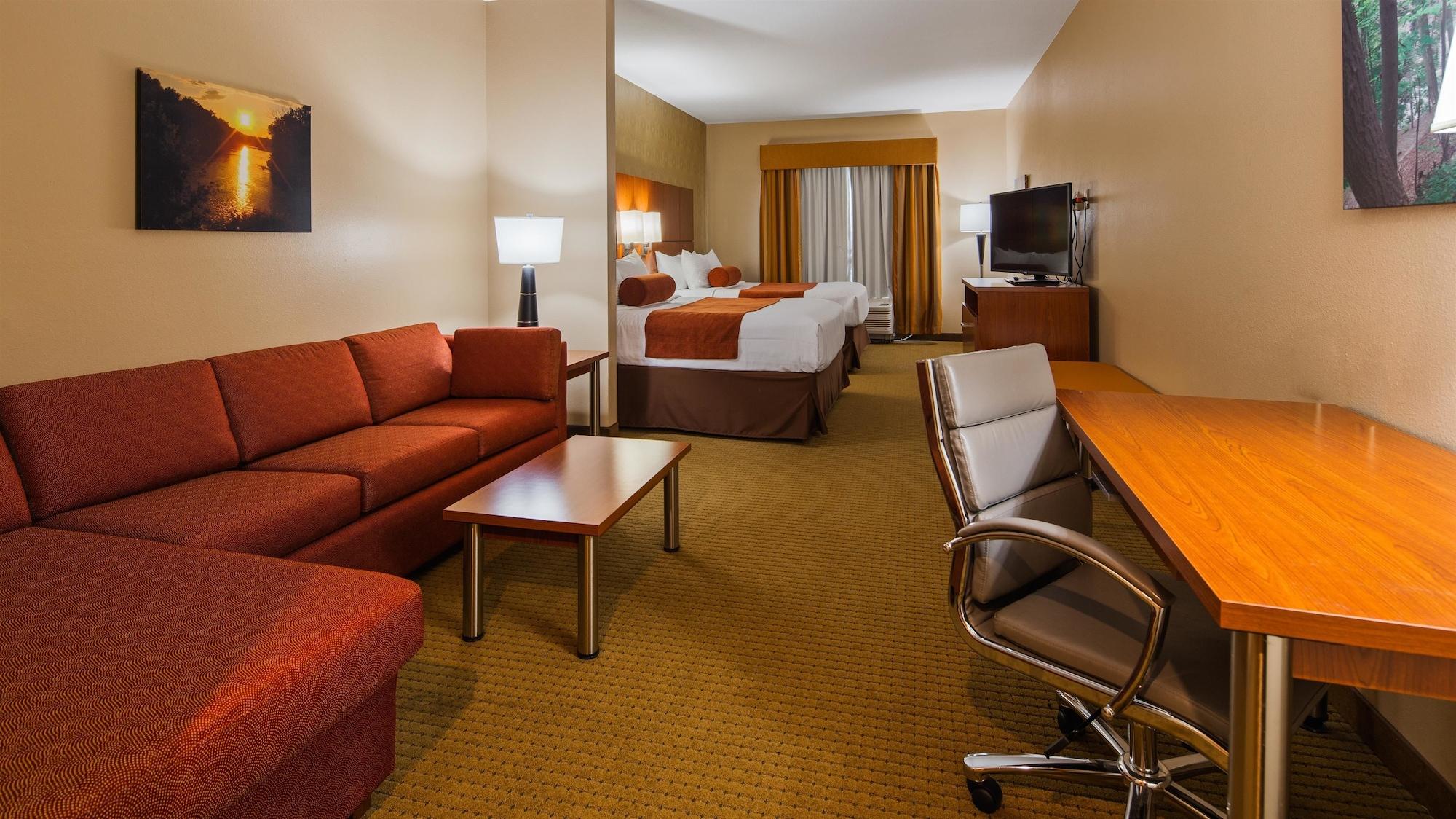 Best Western Plus Finger Lakes Inn & Suites Κόρτλαντ Εξωτερικό φωτογραφία