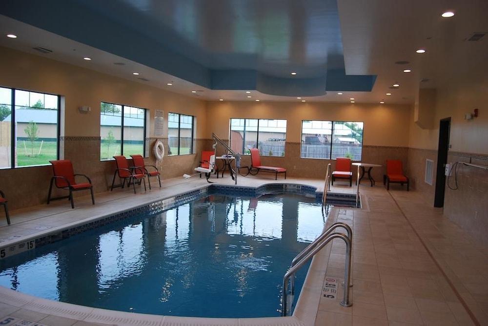 Best Western Plus Finger Lakes Inn & Suites Κόρτλαντ Εξωτερικό φωτογραφία