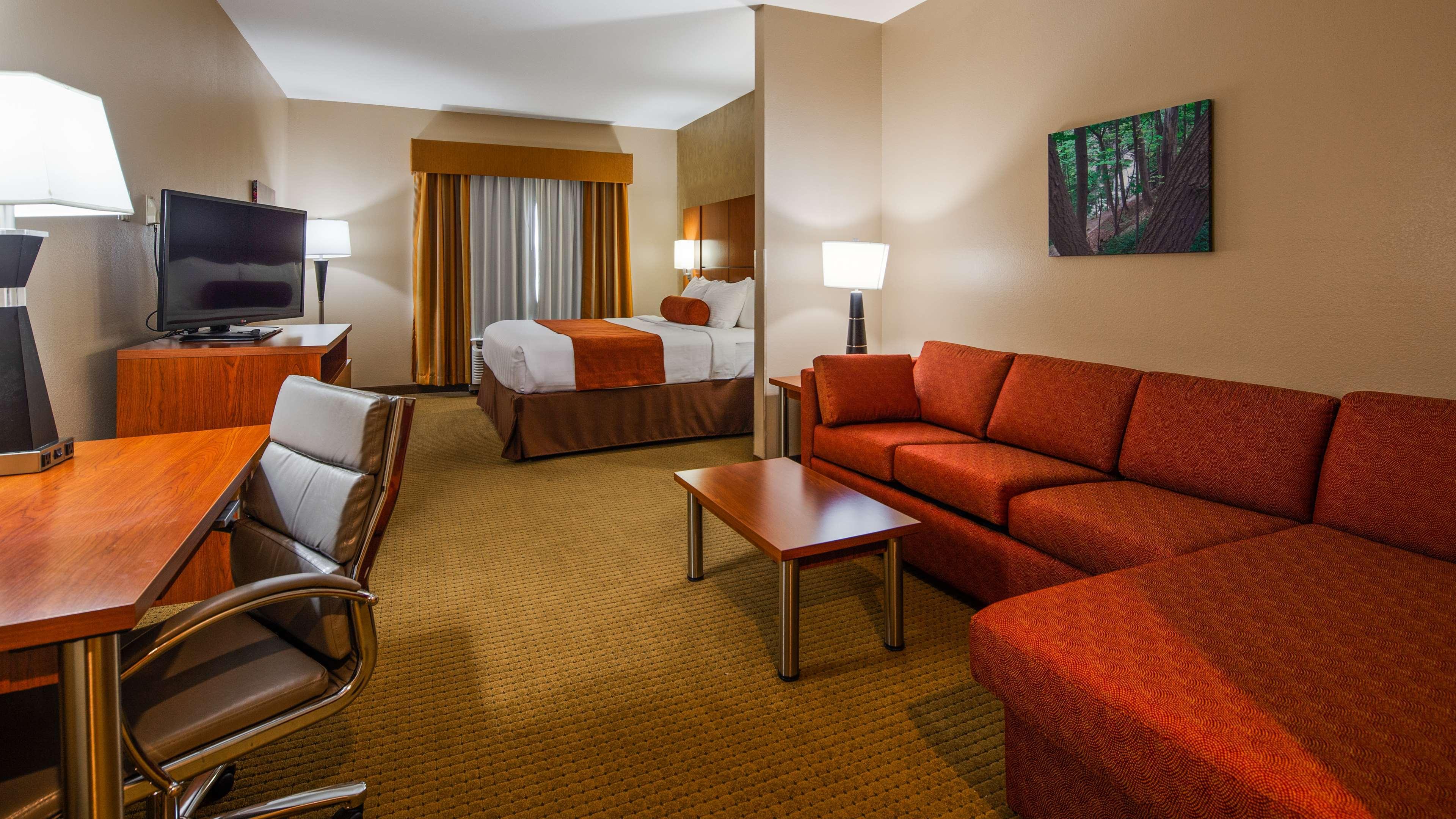 Best Western Plus Finger Lakes Inn & Suites Κόρτλαντ Εξωτερικό φωτογραφία
