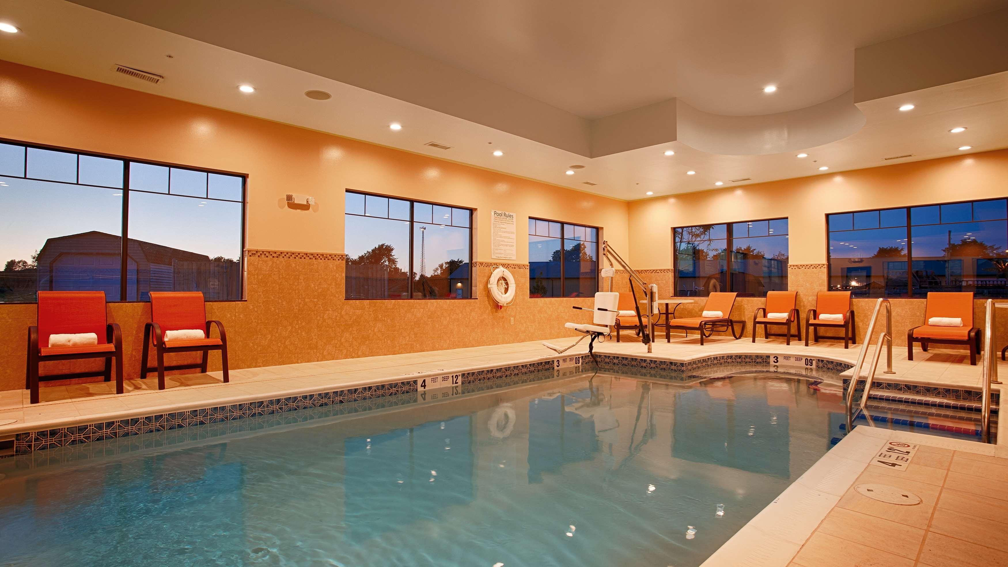 Best Western Plus Finger Lakes Inn & Suites Κόρτλαντ Εξωτερικό φωτογραφία