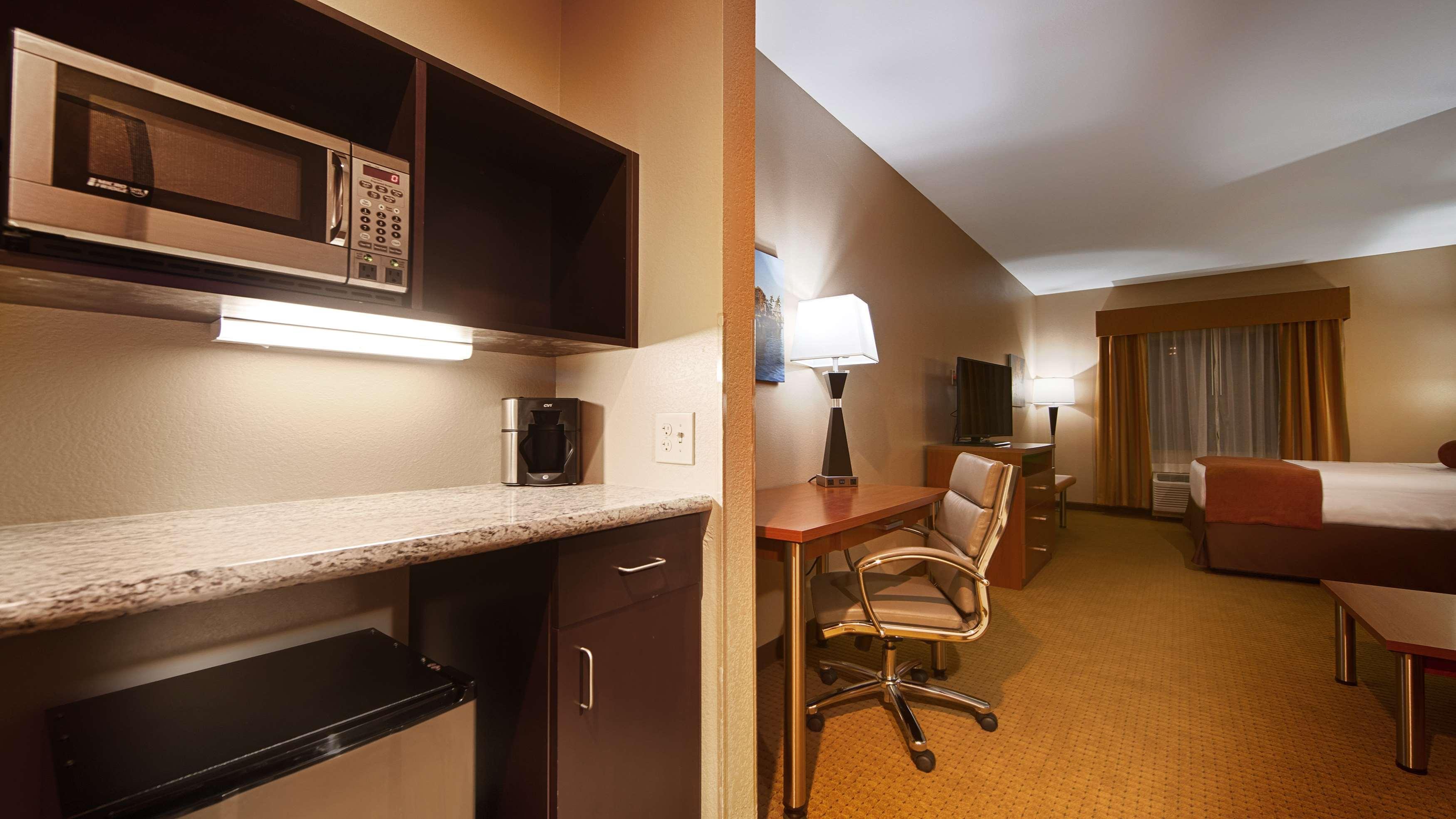 Best Western Plus Finger Lakes Inn & Suites Κόρτλαντ Εξωτερικό φωτογραφία