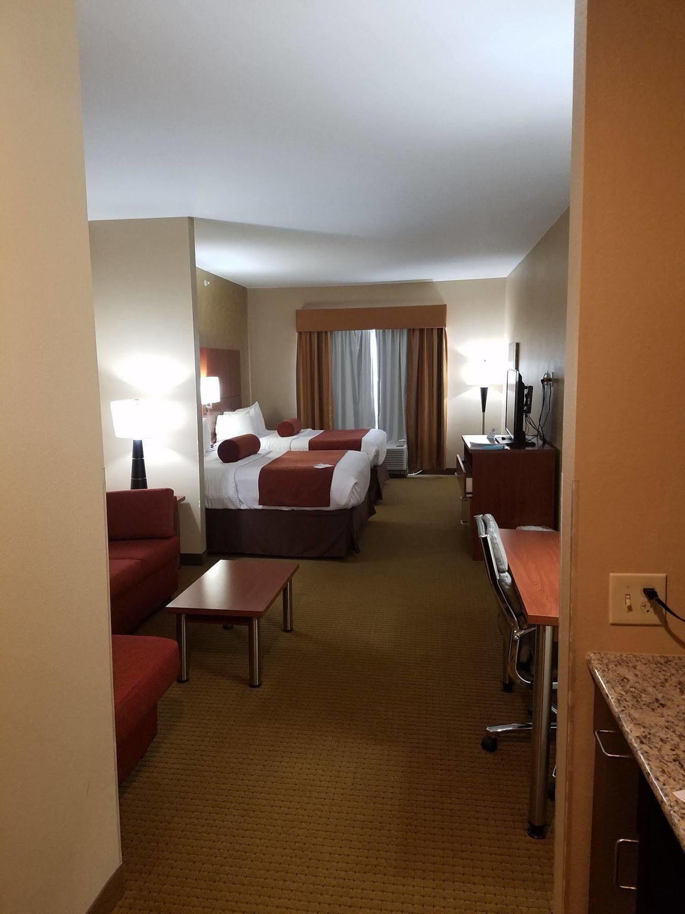 Best Western Plus Finger Lakes Inn & Suites Κόρτλαντ Εξωτερικό φωτογραφία