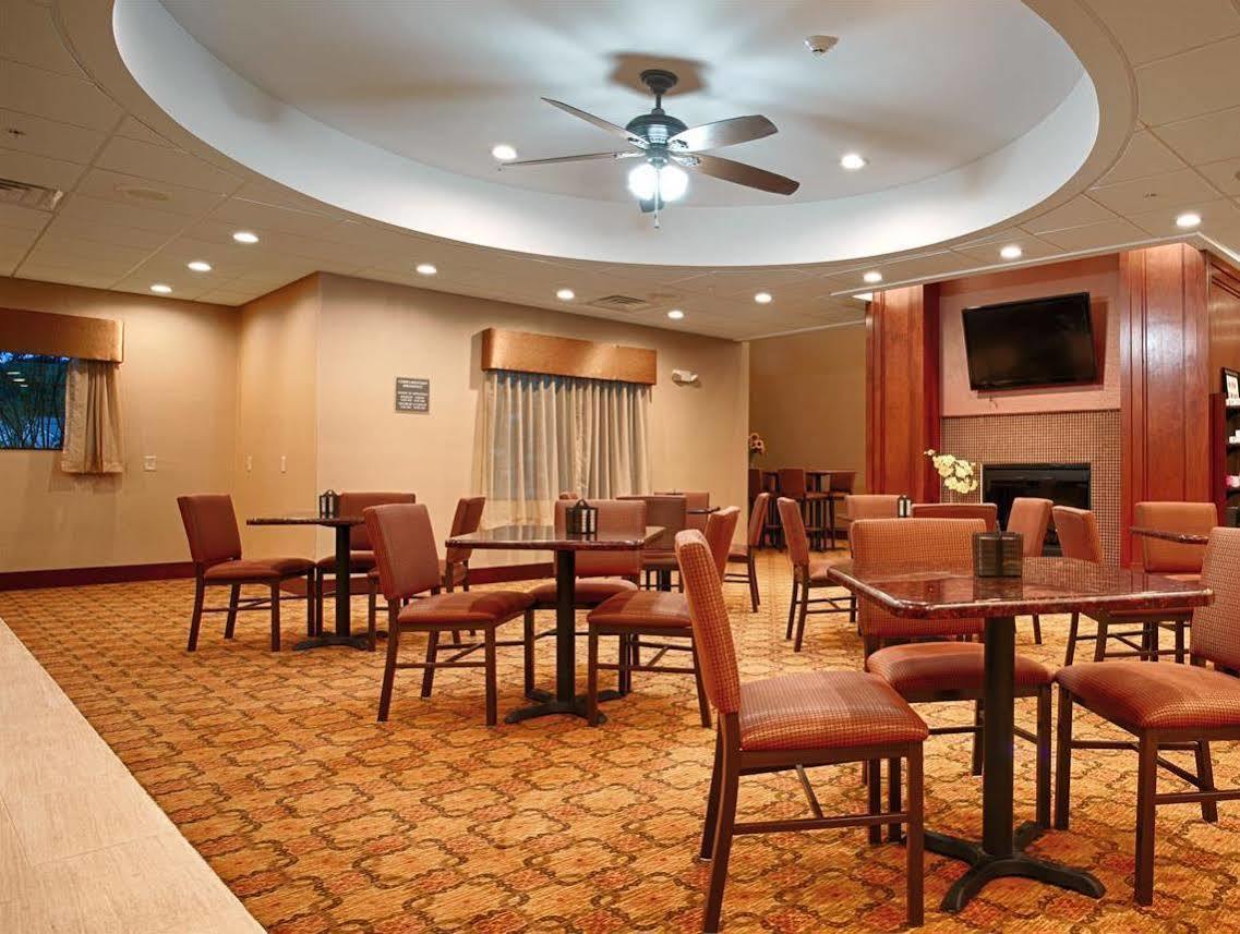 Best Western Plus Finger Lakes Inn & Suites Κόρτλαντ Εξωτερικό φωτογραφία