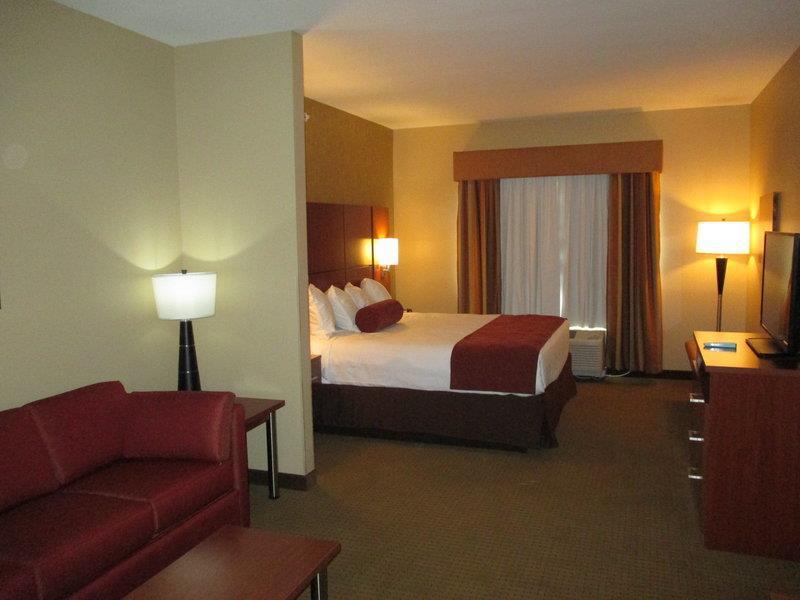 Best Western Plus Finger Lakes Inn & Suites Κόρτλαντ Δωμάτιο φωτογραφία
